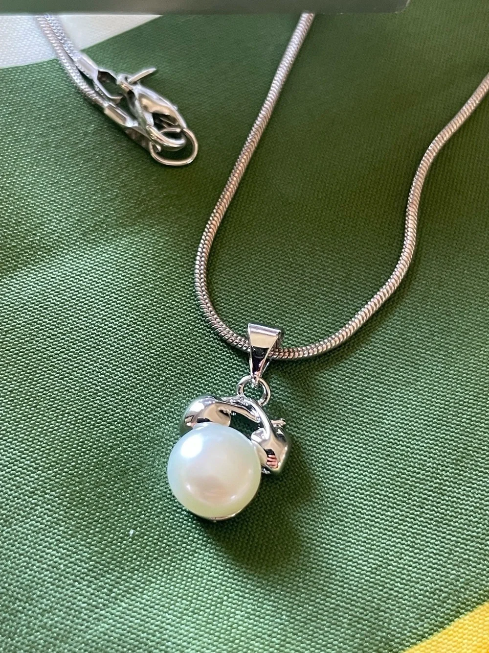 Vintage Japanese Sterling Pearl Set Screwback Earrings Pendant